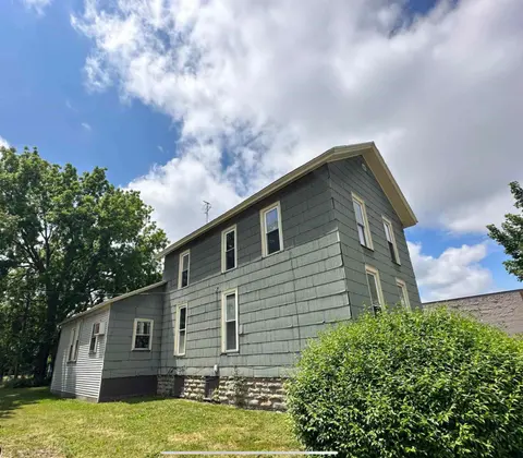604 Columbus Avenue, Bay City MI 48708 photo 3