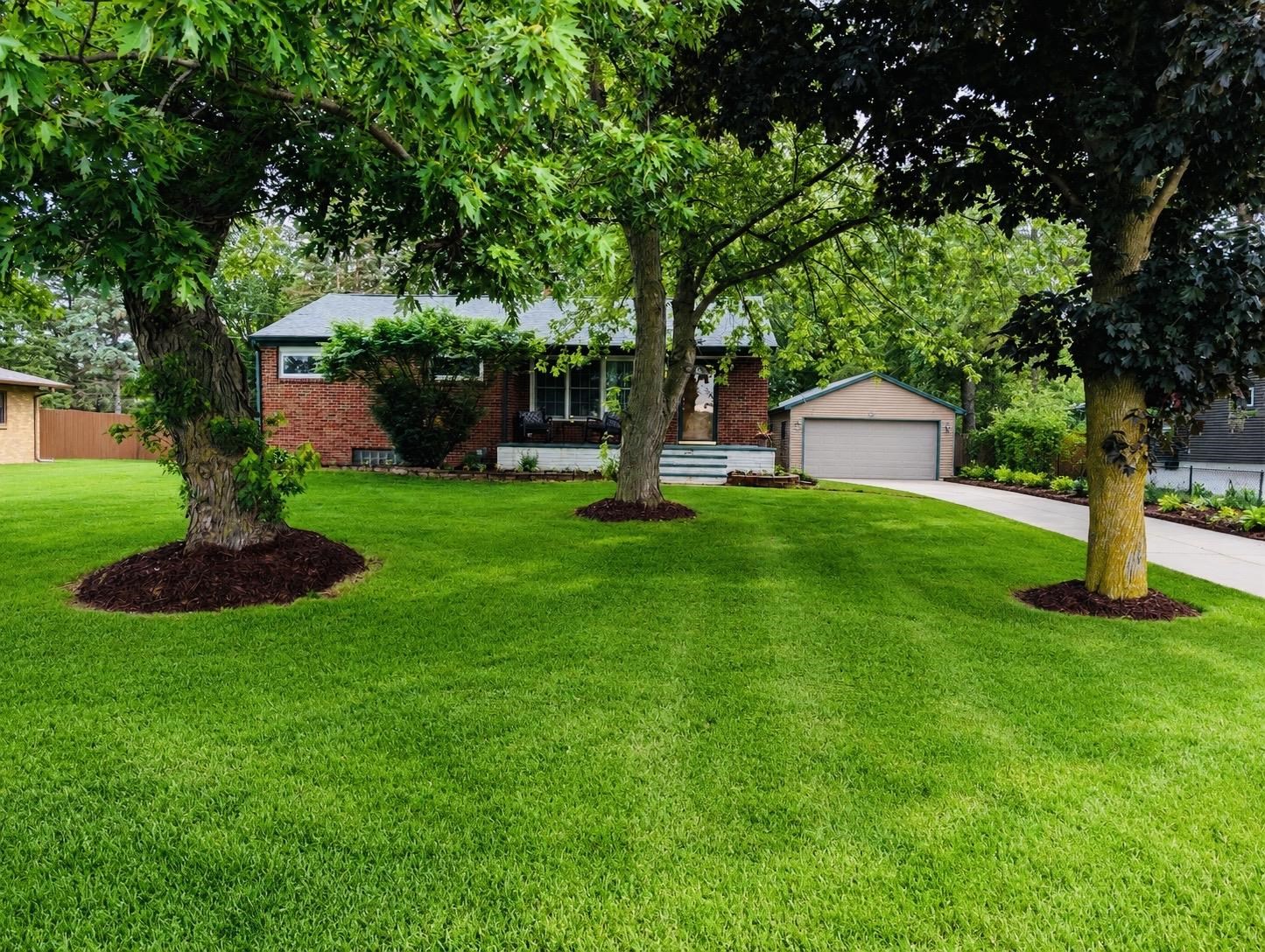 4645 S 3 Mile Road, Bay City MI 48706 photo 1