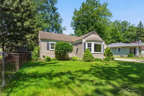 1405 Helen Street, Bay City MI 48708 photo 3
