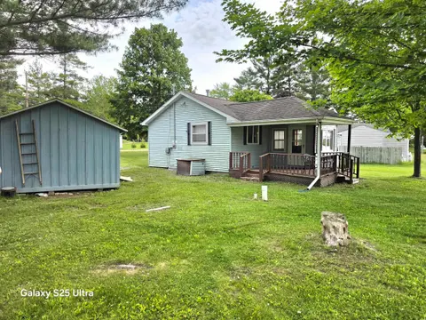 101 Riverside Drive, Beaverton MI 48612 photo 2