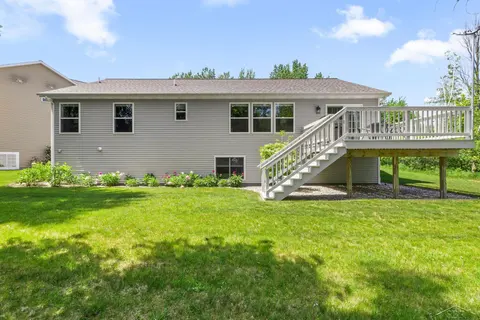 2616 Deerwood Circle, Midland MI 48642 photo 5