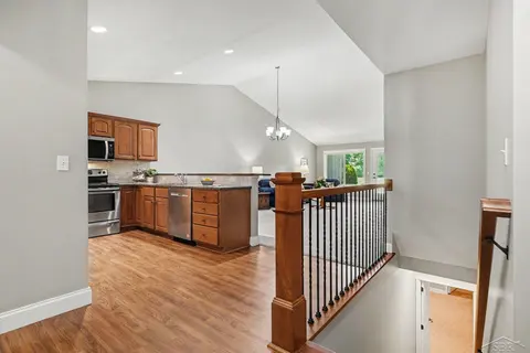 102 Tuscany Circle, Saginaw MI 48603 photo 5