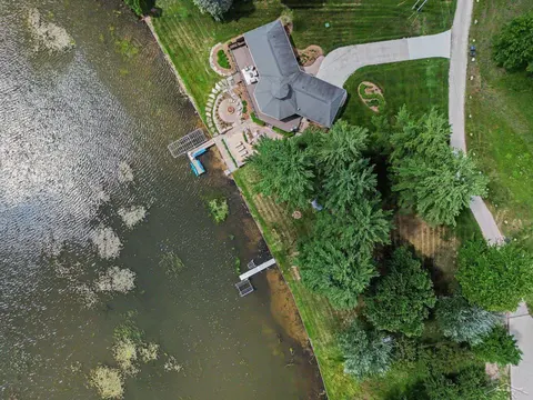4991 N Pointe Drive, Sanford MI 48657 photo 3