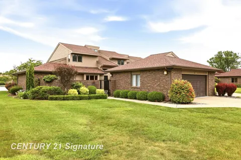 2715 Inverness Drive, Bay City MI 48706 photo 1