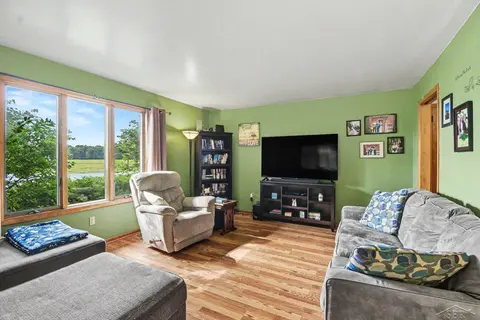 4480 S Sasse Road, Hemlock MI 48626 photo 4