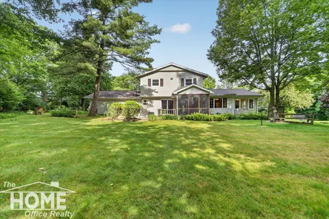 650 Riverbend Drive, Owosso MI 48867 photo 4