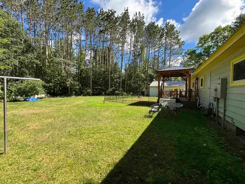 2190 Pine Crescent Drive, Farwell MI 48622 photo 3