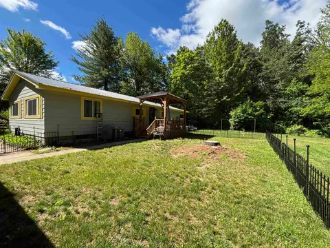 2190 Pine Crescent Drive, Farwell MI 48622 photo 4