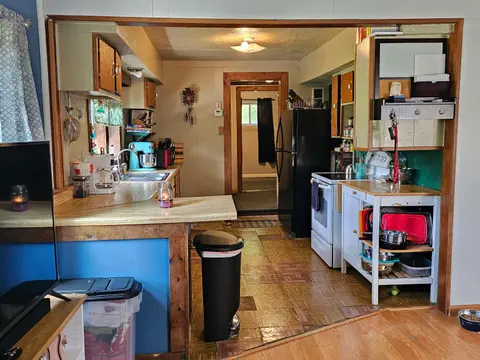 3208 W Bath Road, Perry MI 48872 photo 2