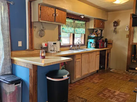 3208 W Bath Road, Perry MI 48872 photo 3