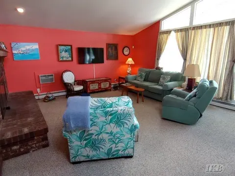 525 W First Street, Gladwin MI 48624 photo 4