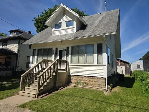 802 S Park Street, Owosso MI 48867 photo 1