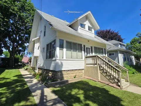 802 S Park Street, Owosso MI 48867 photo 2