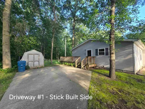 1867 S Five Mile Road, Midland MI 48640 photo 4