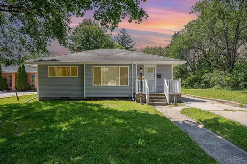 2411 Sheridan Avenue, Saginaw MI 48601 photo 2