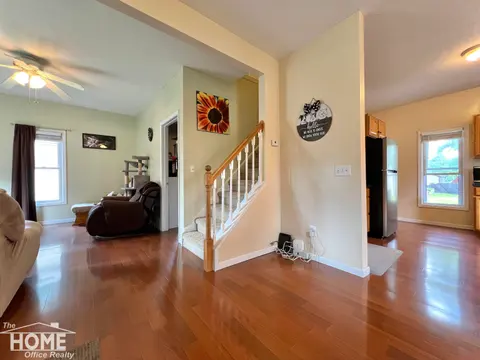 110 W Perry Street, Durand MI 48429 photo 2