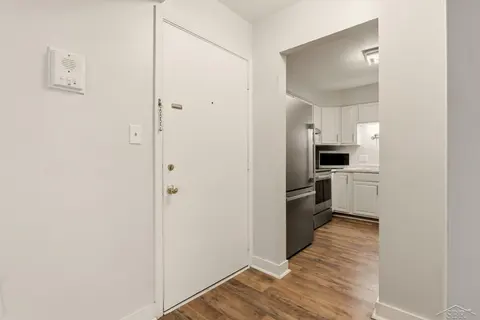 203 Provincial Court Unit 88, Saginaw MI 48638 photo 4