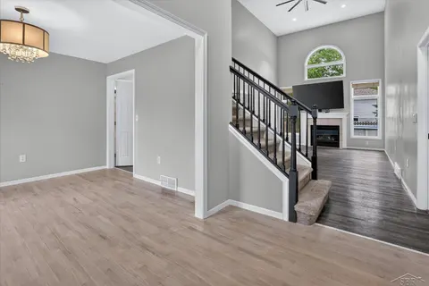 7849 Rockcress Drive, Freeland MI 48623-8431 photo 4