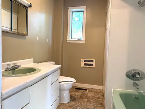 1307 Dunbar Street, Essexville MI 48732 photo 5