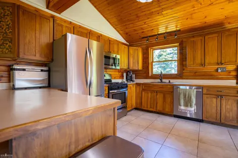 7366 Simpson Road, Ovid MI 48866-9634 photo 3