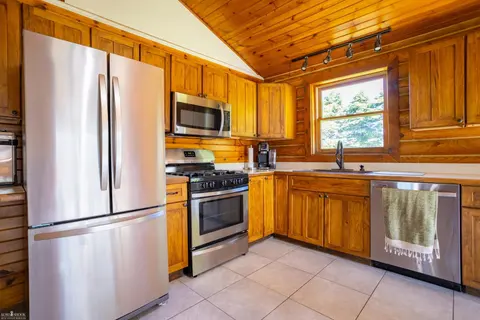 7366 Simpson Road, Ovid MI 48866-9634 photo 4