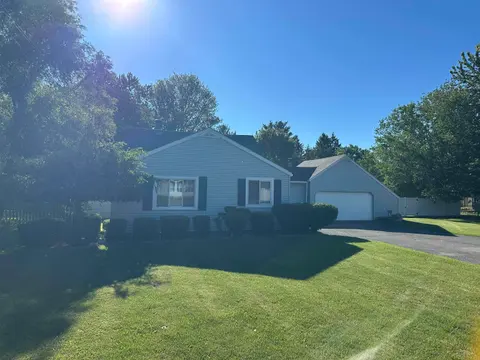 214 N Hemlock Road, Hemlock MI 48626 photo 4