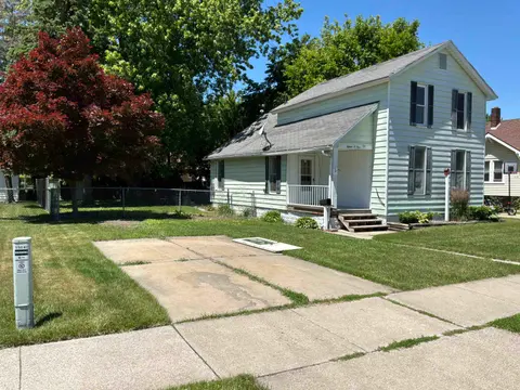 1504 S Chilson Street, Bay City MI 48706 photo 2