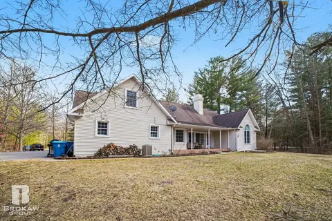 2910 Ginger Drive, Coleman MI 48618-8558 photo 2