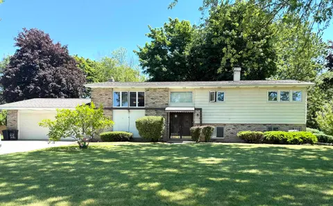 1720 Kaczmarek Drive, Essexville MI 48732 home for sale