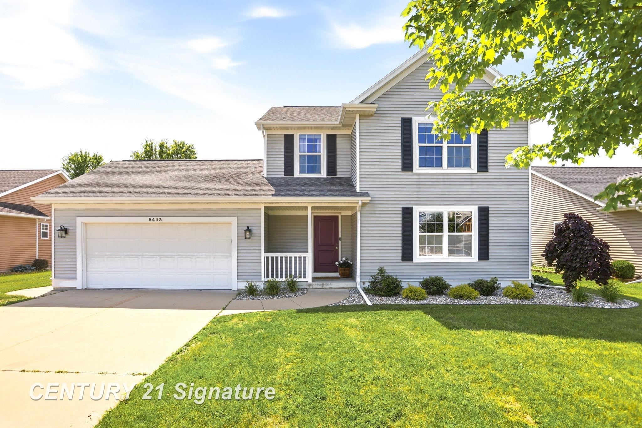 8433 Waxwing Drive, Freeland MI 48623 photo 1