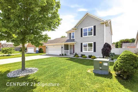 8433 Waxwing Drive, Freeland MI 48623 photo 3