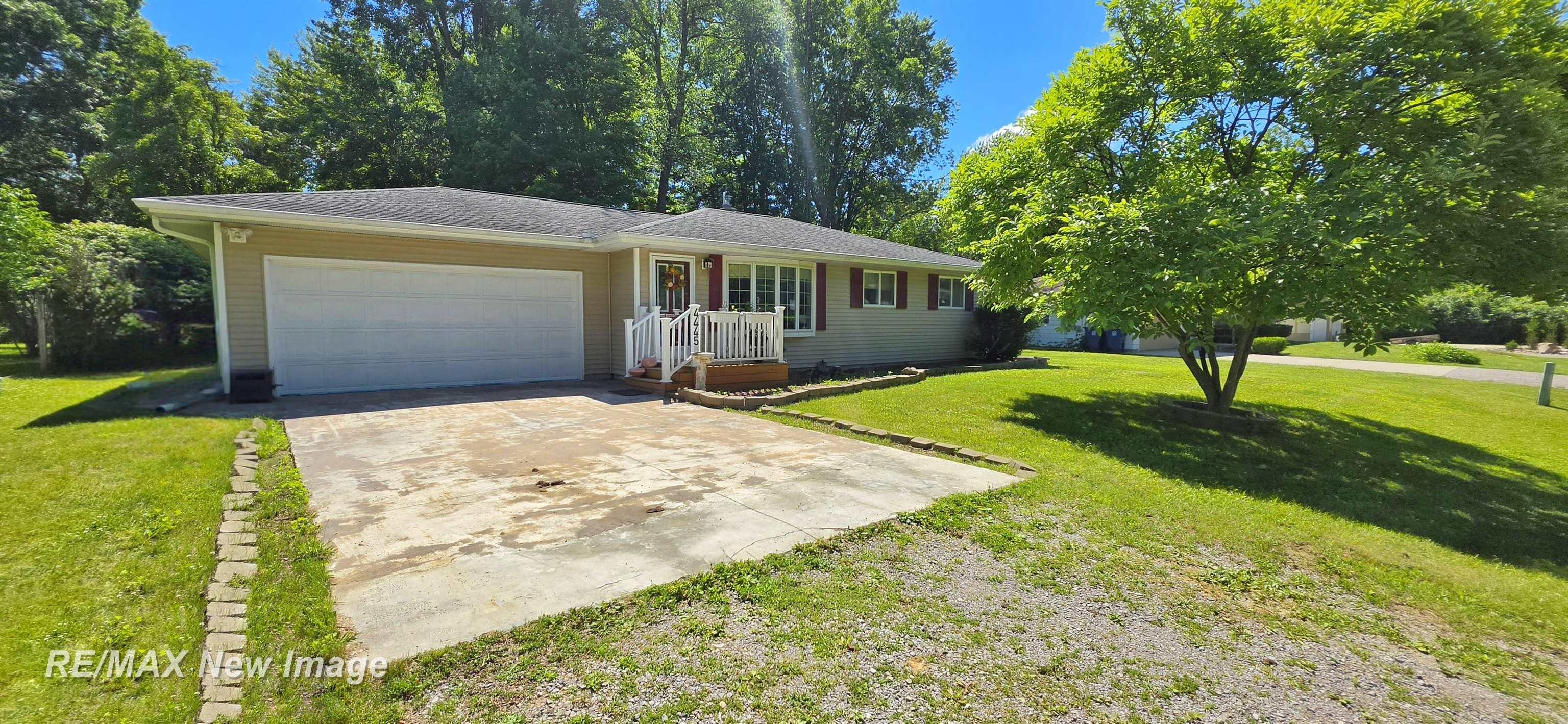 4445 Eastport Drive, Bridgeport MI 48722 photo 1