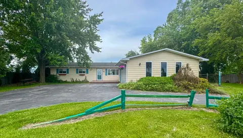 1400 Wetters Road, Kawkawlin MI 48631-9428 photo 3
