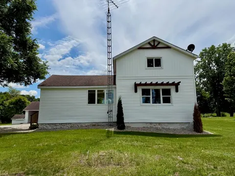 12301 Niblok Road, Chesaning MI 48616 photo 2