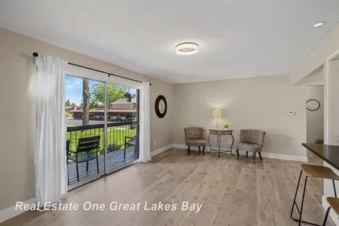 6091 Western Drive, Saginaw MI 48638 photo 5
