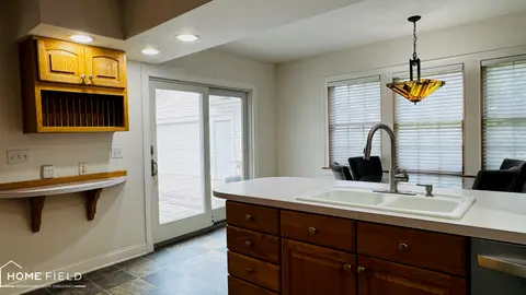 531 Randolph Street, Owosso MI 48867 photo 2