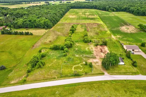 7670 E Curtis Road, Frankenmuth MI 48734 photo 1