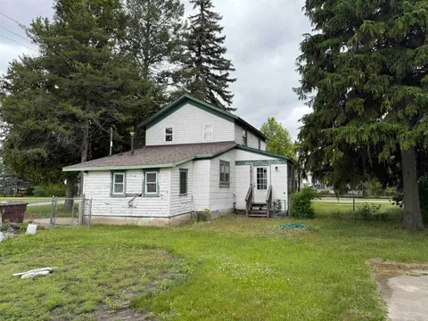 123 N Clark Street, Chesaning MI 48616-1222 photo 5