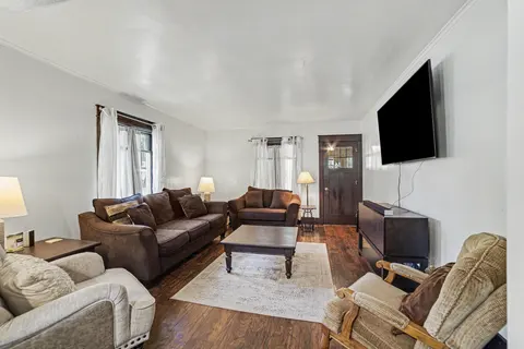 429 S Almer Street, Caro MI 48723 photo 2