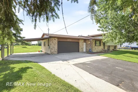 577 S Lincoln Road, Bay City MI 48708 photo 4