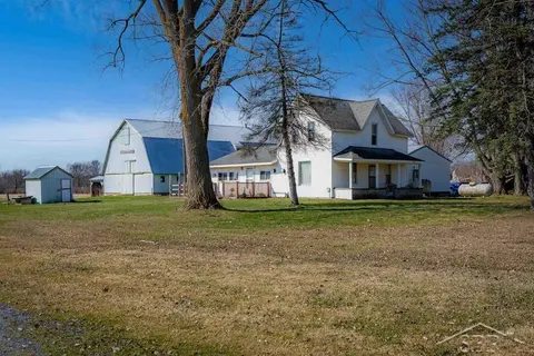 18025 Grabowski Road, Saint Charles MI 48655 photo 5