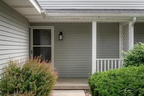 1416 Pheasant Ridge Drive, Midland MI 48640 photo 3