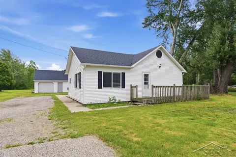 2735 W Isabella Road, Midland MI 48640 home for sale