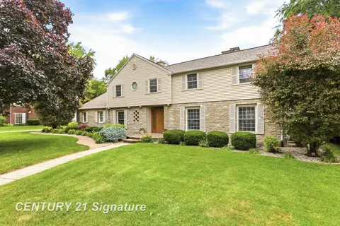 14 Edgewood Road, Saginaw MI 48602 photo 2