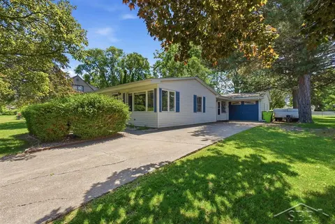207 Church Street, Auburn MI 48611 photo 4