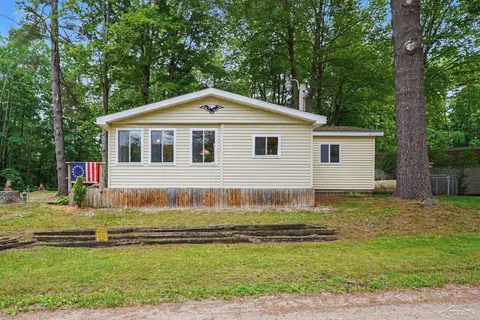 2322 Tittabawasee Avenue, Alger MI 48610 photo 2