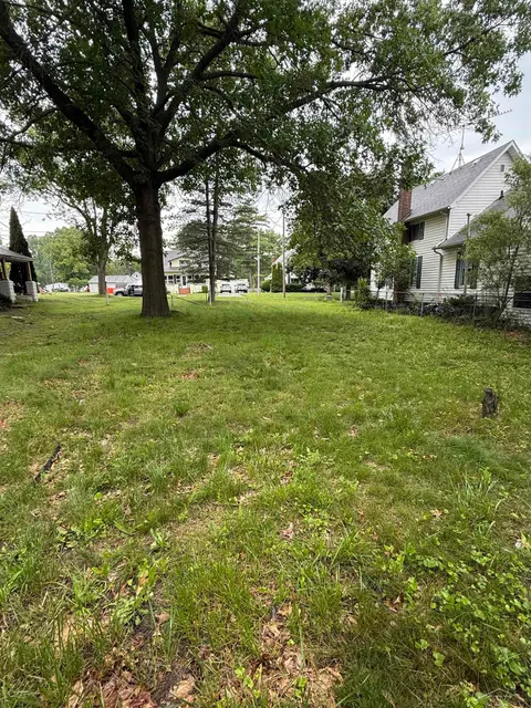 663 Glenwood Avenue, Owosso MI 48867 photo 2