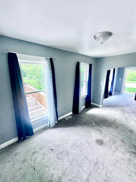 710 Phelon Street, Saginaw MI 48601-2647 photo 3