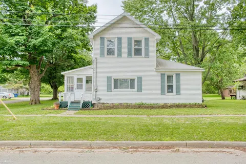 301 Ferry Street, Corunna MI 48817 home for sale