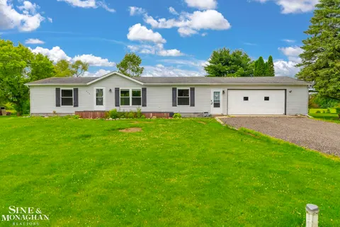 433 N Howard Street, Croswell MI 48422 photo 2